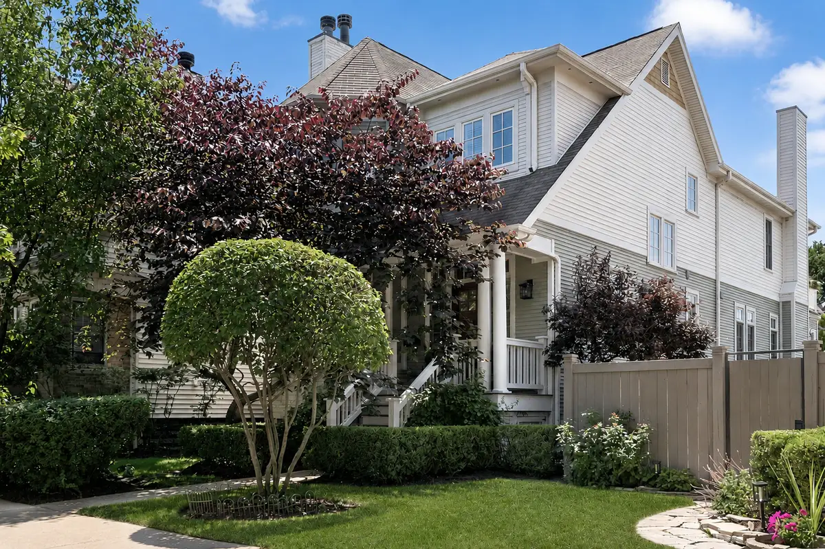 3434 N Marshfield Avenue, Chicago, IL 60657 - #1