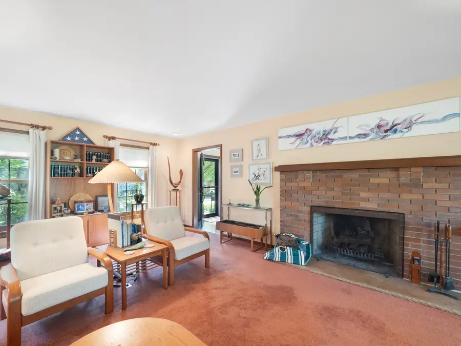 912 Burnham Court, Glenview, IL 60025 - #3