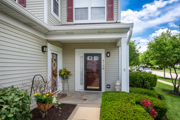 3136 Falling Waters Lane #1, Lindenhurst, IL 60046