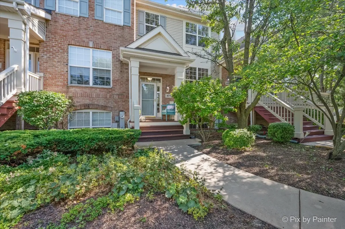471 E Railroad Avenue, Bartlett, IL 60103 - #1