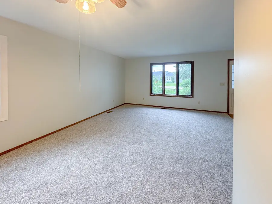 2137 Ivy Court, Champaign, IL 61821 - #3