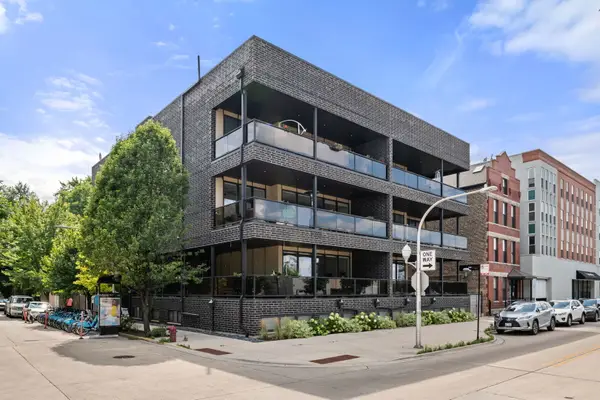 2324 N Winchester Avenue #102, Chicago, IL 60647