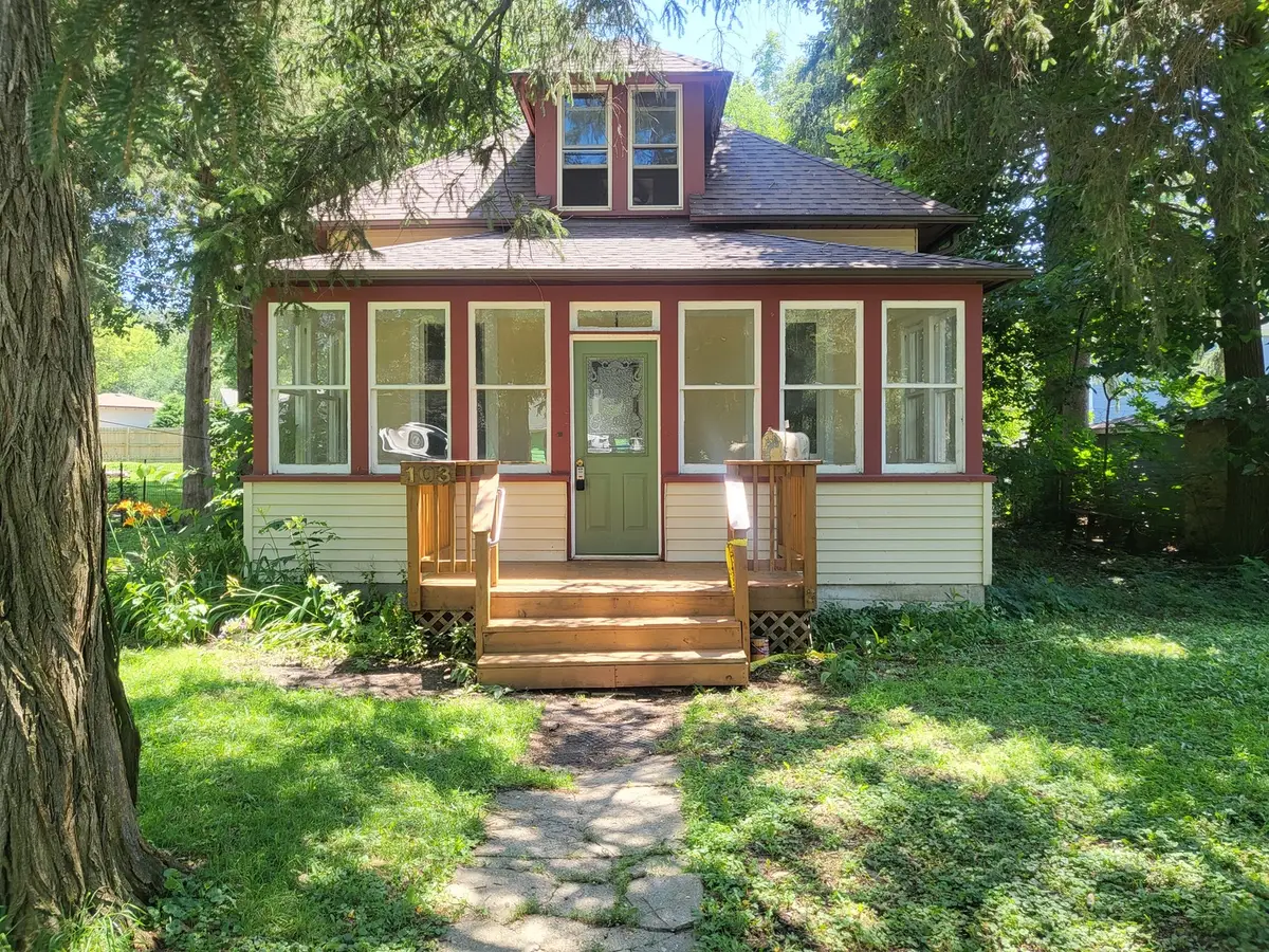 103 Center Street, Fox River Grove, IL 60021 - #1