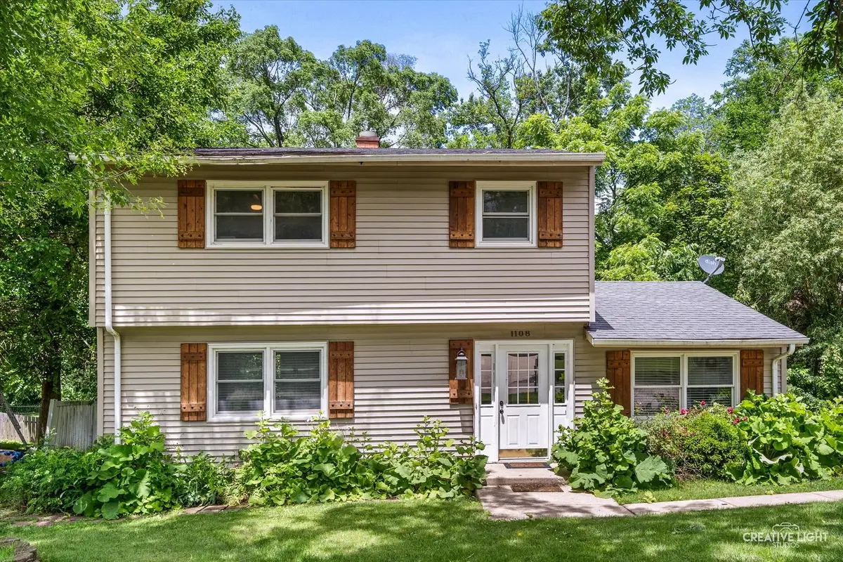 1108 Edwards Avenue, Saint Charles, IL 60174 - #1