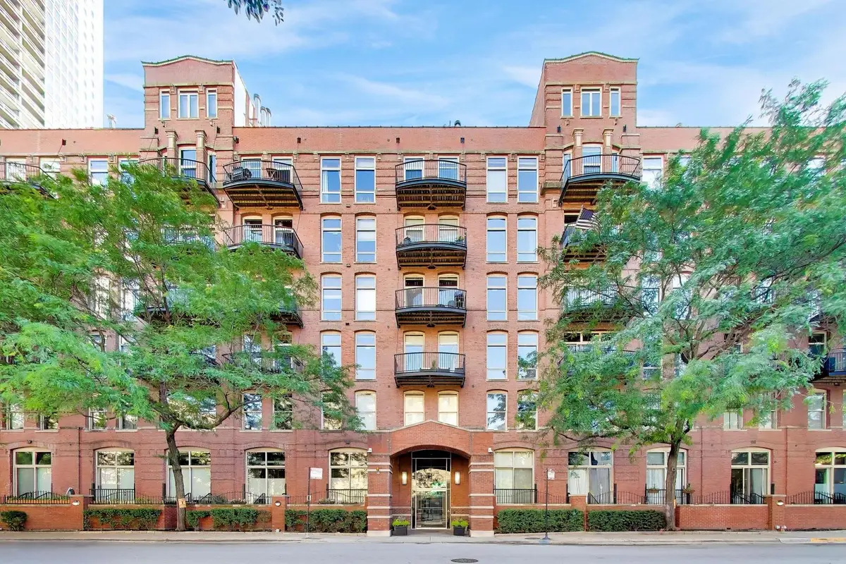 550 N Kingsbury Street #423, Chicago, IL 60654 - #1