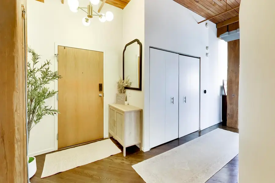 550 N Kingsbury Street #423, Chicago, IL 60654 - #3