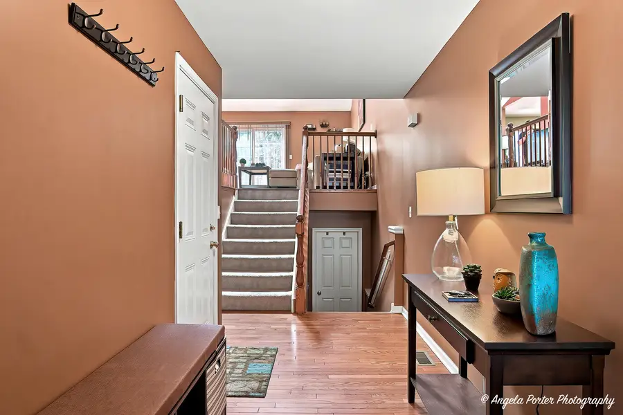 1376 Prairie View Parkway, Cary, IL 60013 - #3