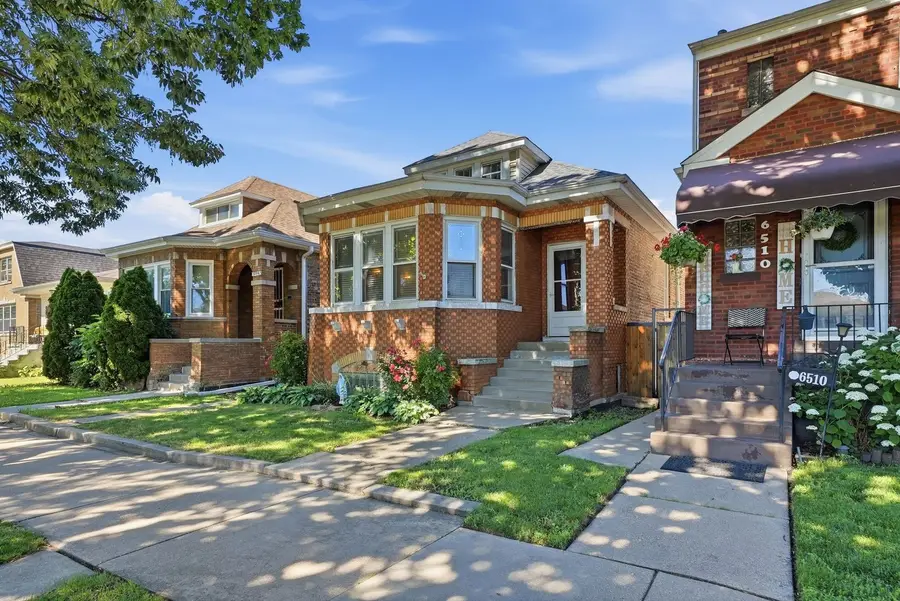 6514 S Kedvale Avenue, Chicago, IL 60629 - #2