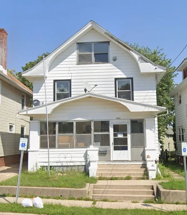 1027 Ridge Avenue, Rockford, IL 61103