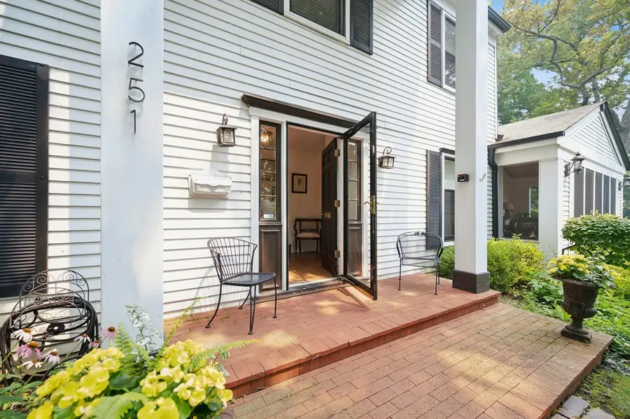 251 Central Avenue, Highland Park, IL 60035 - #2