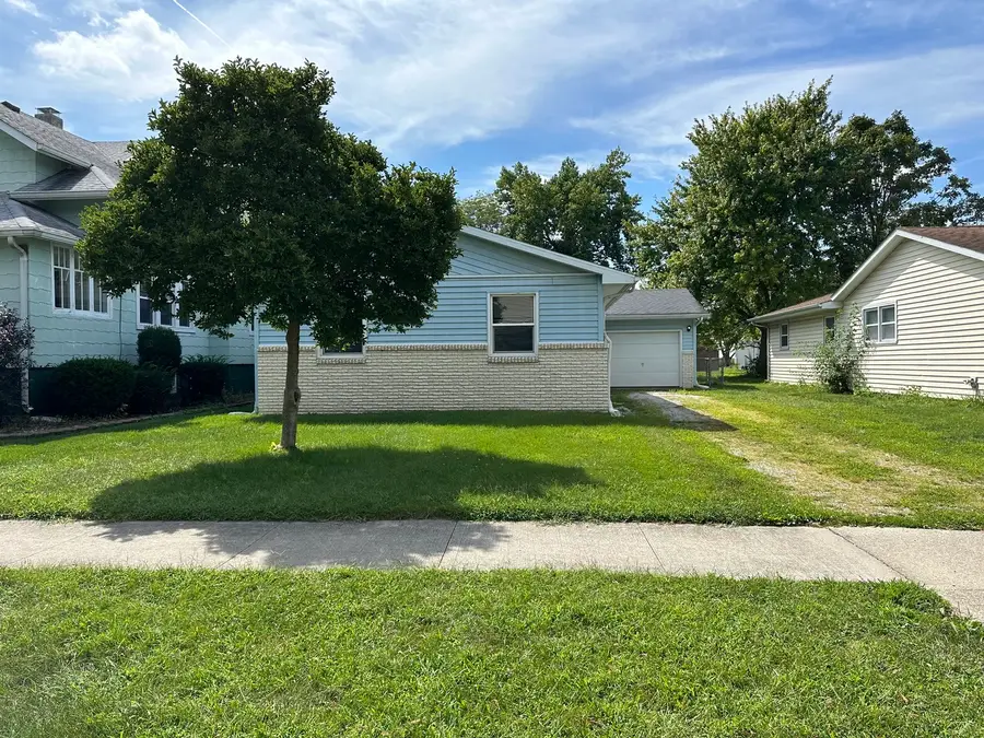 108 S Richman Street, Villa Grove, IL 61956 - #2