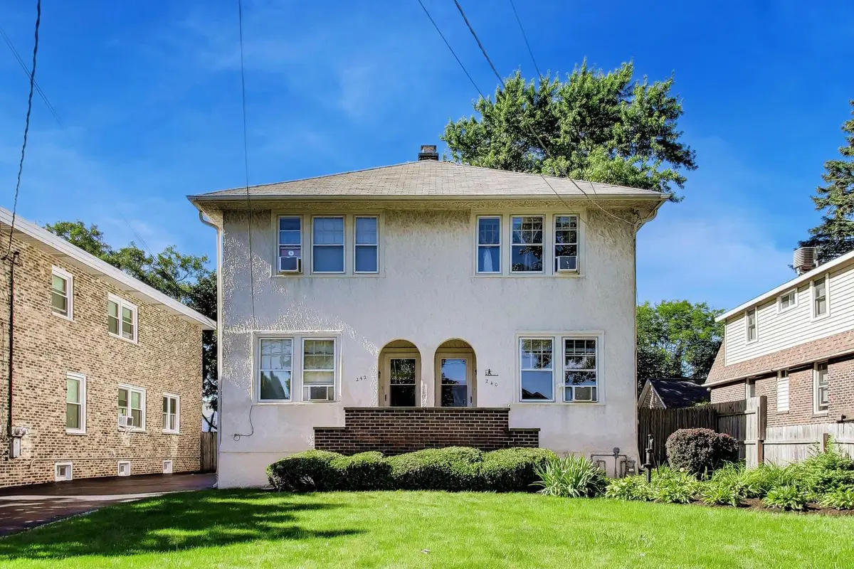 240 & 242 Highwood Avenue, Highwood, IL 60040 - #1