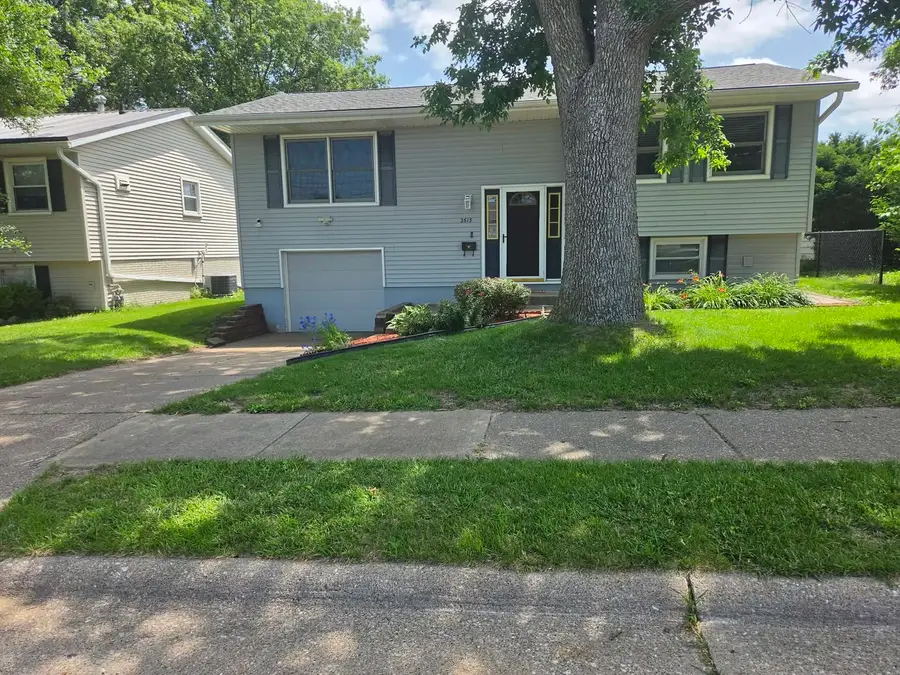 2613 N Zenith Avenue, Davenport, IA 52804 - #3
