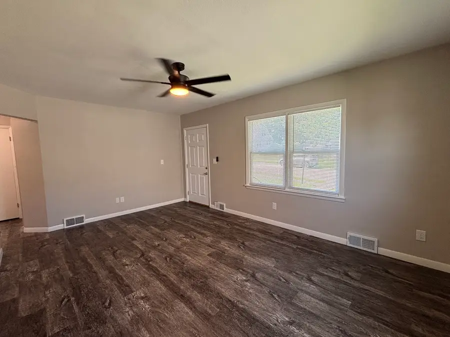 1311 W 37th Street, Davenport, IA 52806 - #2