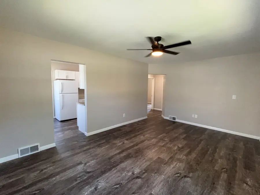 1311 W 37th Street, Davenport, IA 52806 - #3