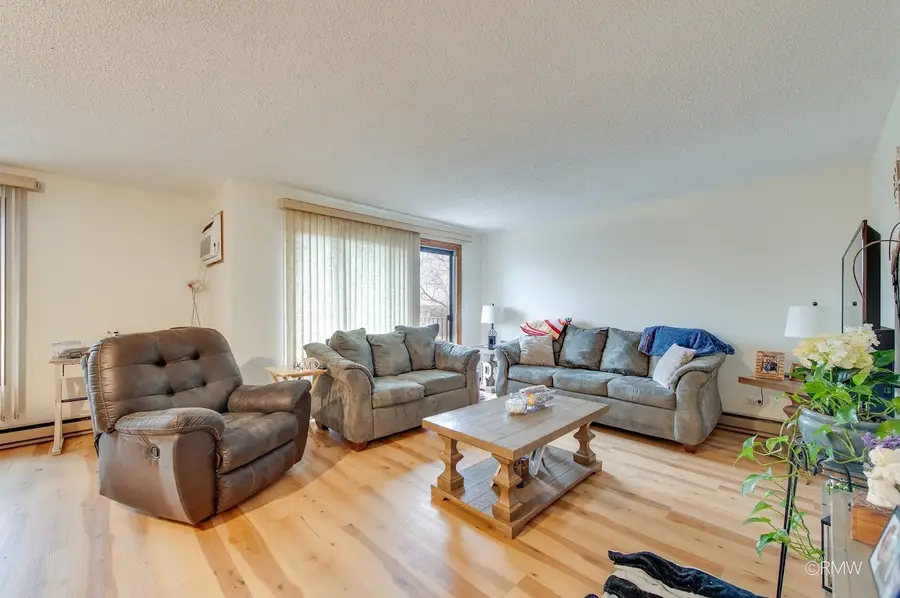 710 N Briar Hill Lane #5, Addison, IL 60101 - #3