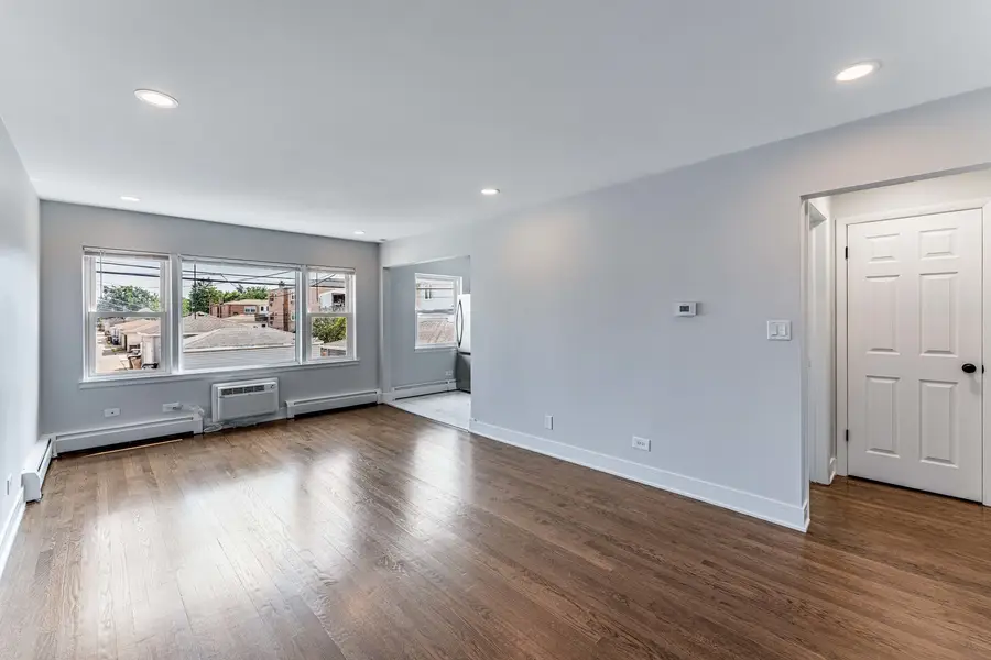7335 W Fullerton Avenue #1SW, Elmwood Park, IL 60707 - #2