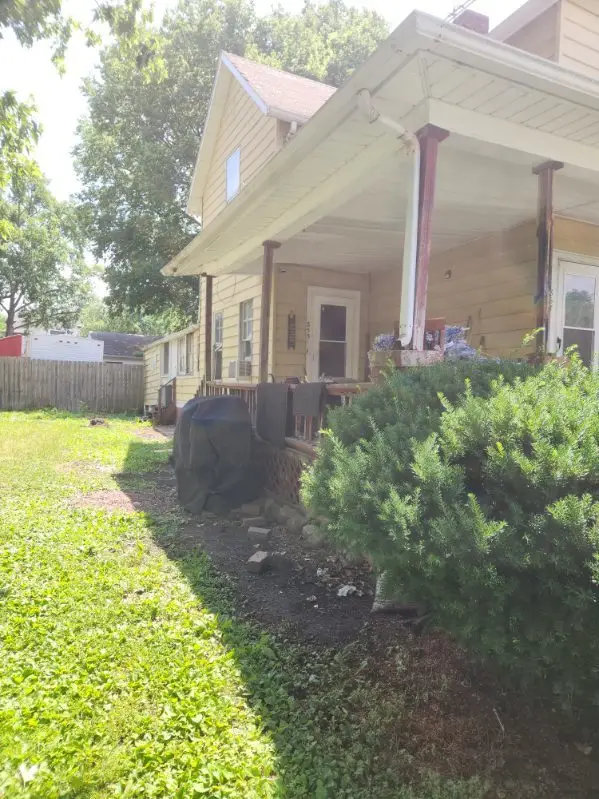 853 N Cedar Street, Galesburg, IL 61401 - #3
