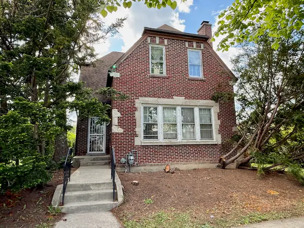 8114 N Merrill Street, Niles, IL 60714