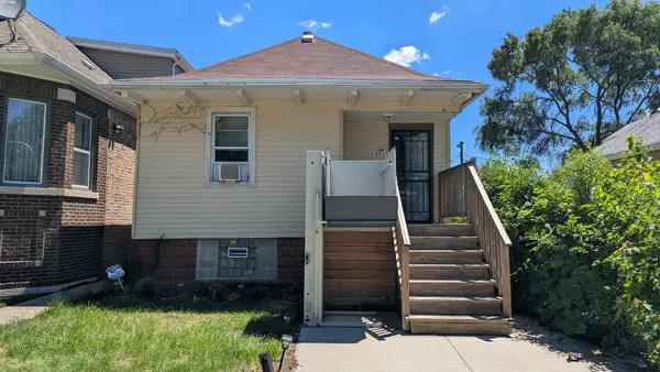 8837 S Carpenter Street, Chicago, IL 60620