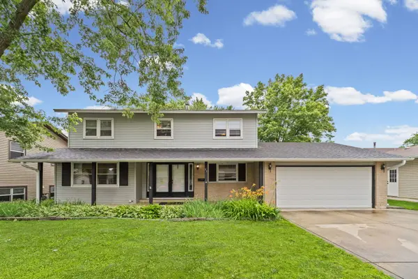 91 Kendal Road, Elk Grove Village, IL 60007