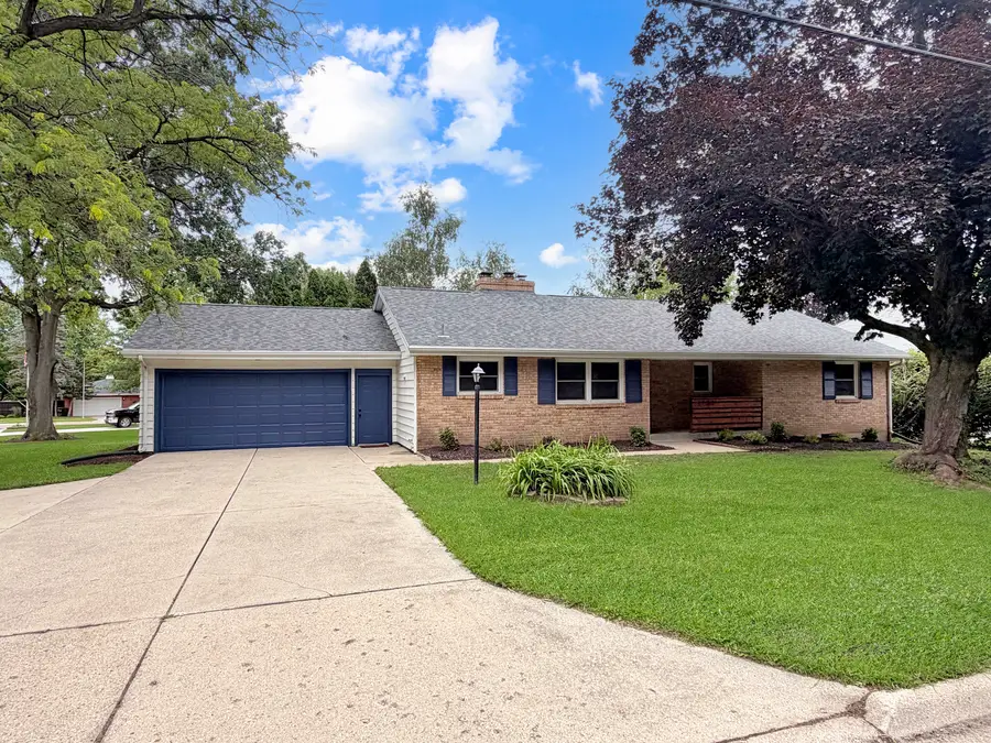 1734 W Stephenson Street, Freeport, IL 61032 - #3