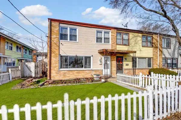 543 Lynn Court #B, Glendale Heights, IL 60139