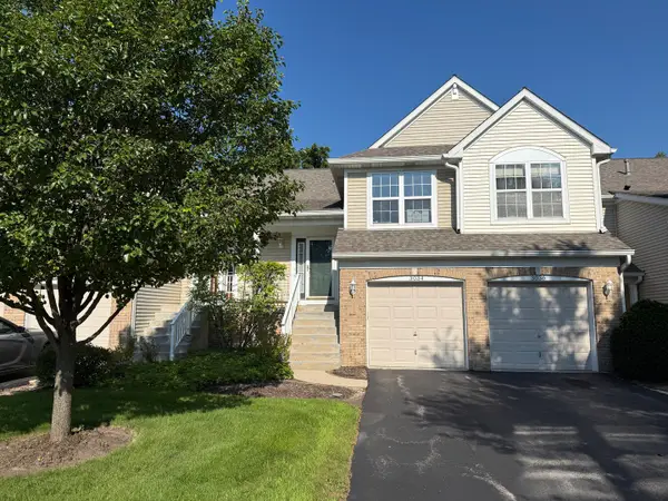 3034 Autumn Lake Drive, Aurora, IL 60504