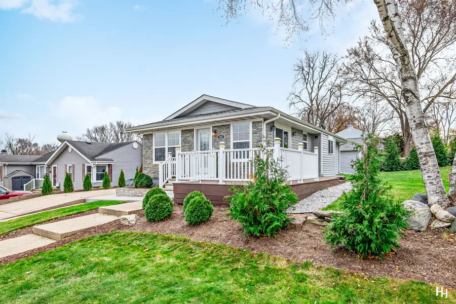 502 Plum Street, Lake In The Hills, IL 60156 - #2