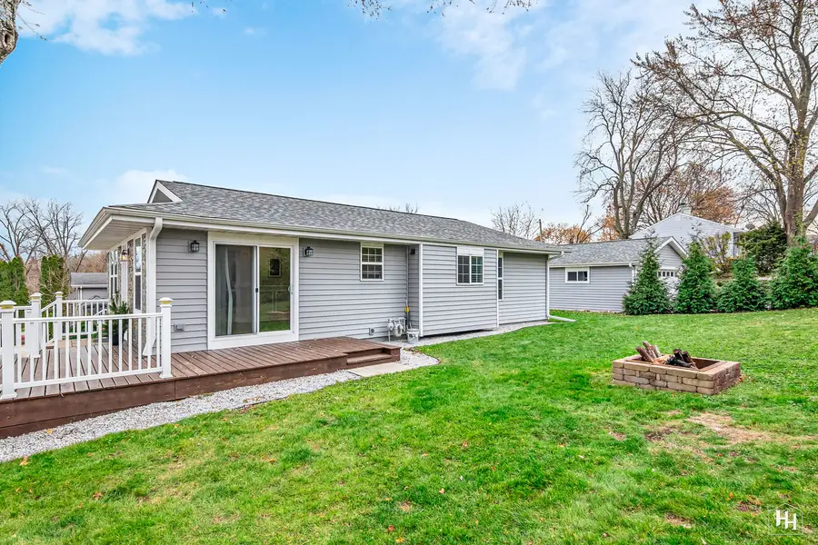 502 Plum Street, Lake In The Hills, IL 60156 - #3