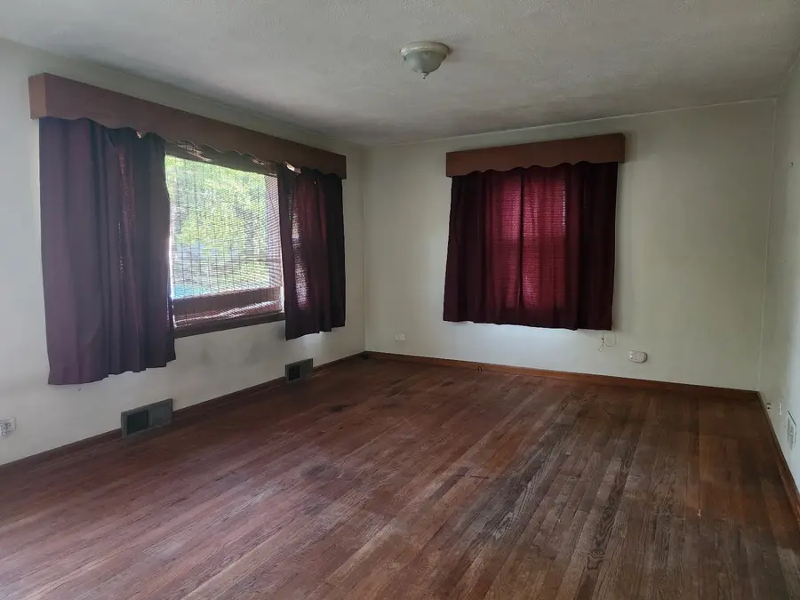 314 S Orchard Avenue, Waukegan, IL 60085 - #2