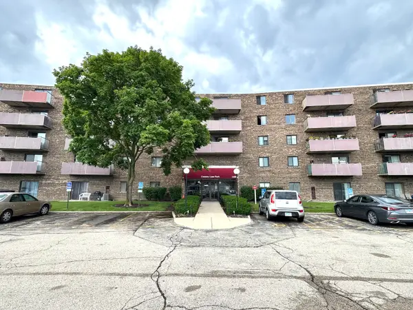 1460 Fairlane Drive #311, Schaumburg, IL 60193