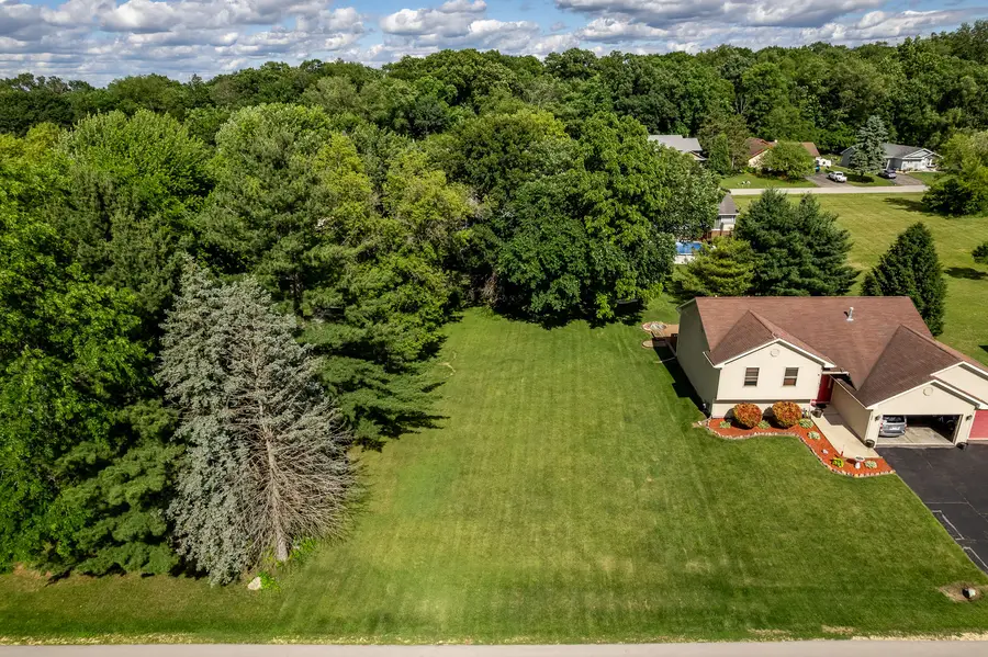 411 NE Staffordshire Drive Se, Poplar Grove, IL 61065 - #2