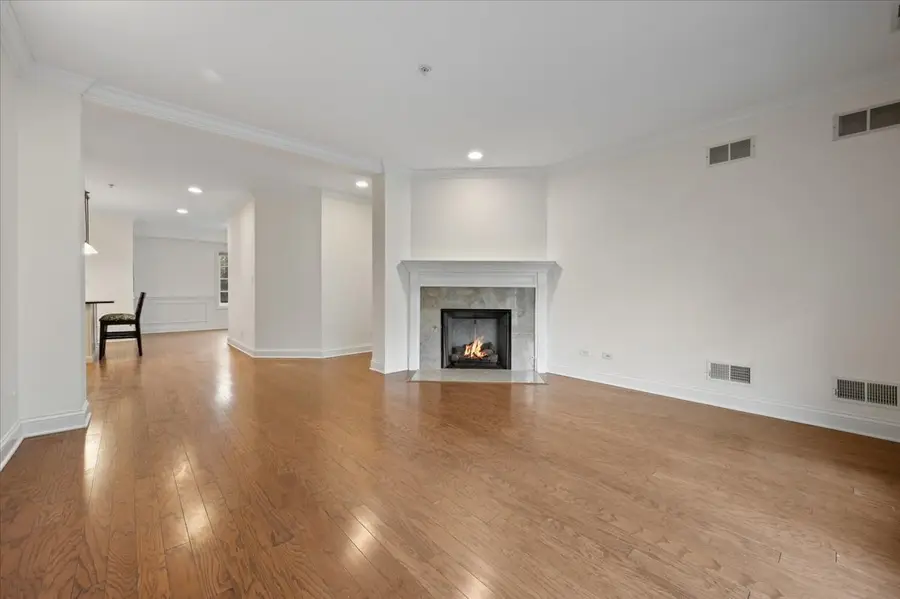 2536 Mcdaniel Avenue #402, Evanston, IL 60201 - #3