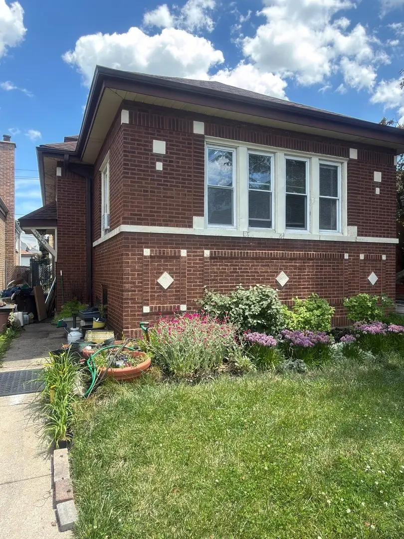 5825 N Kimball Avenue, Chicago, IL 60659 - #1