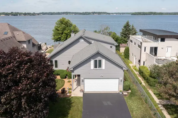 37292 N Stanton Point Road, Ingleside, IL 60041