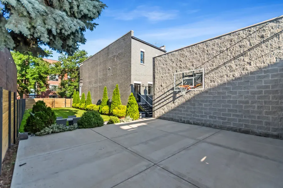 904 S Miller Street, Chicago, IL 60607 - #2