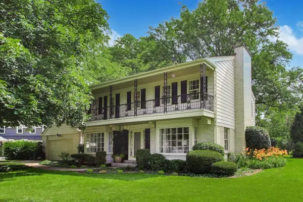 841 Woodbine Lane, Northbrook, IL 60062