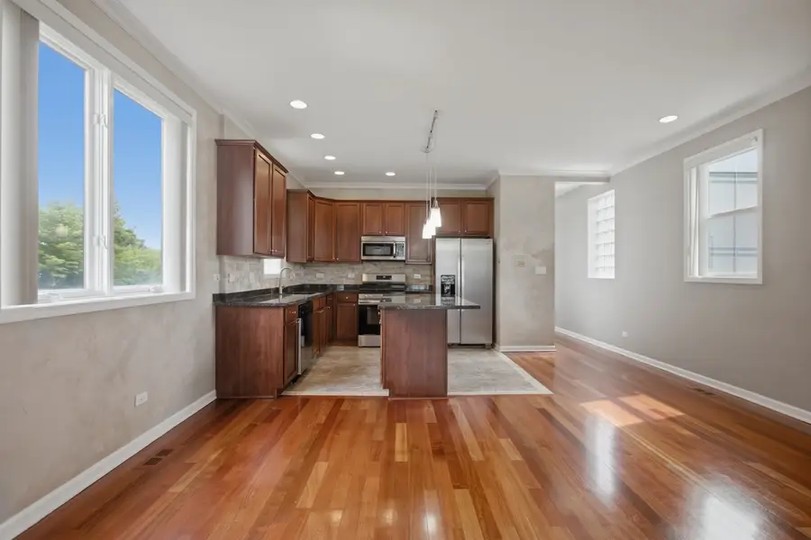2539 W Warren Boulevard #1, Chicago, IL 60612 - #2