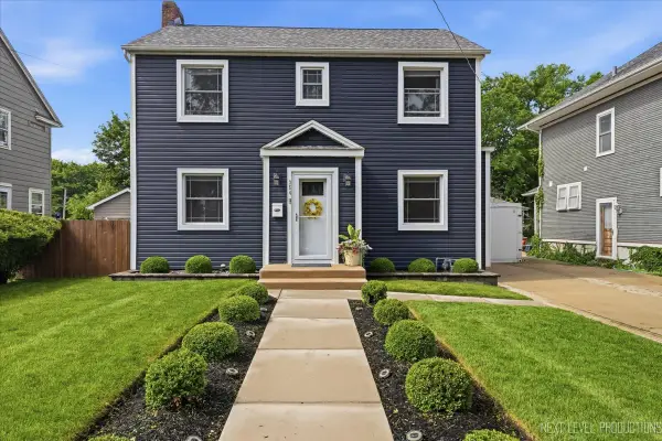 354 Jefferson Avenue, Elgin, IL 60120