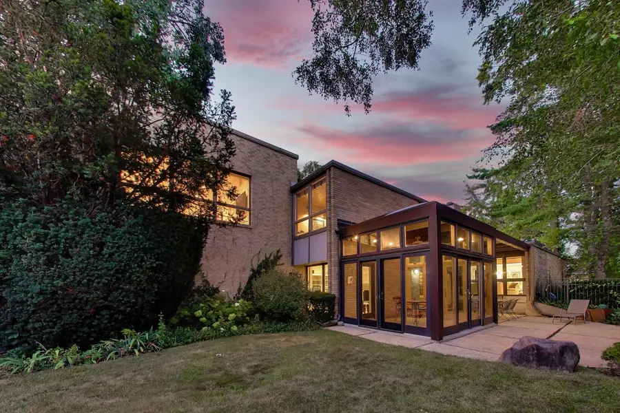 9000 Tripp Avenue, Skokie, IL 60076 - #3