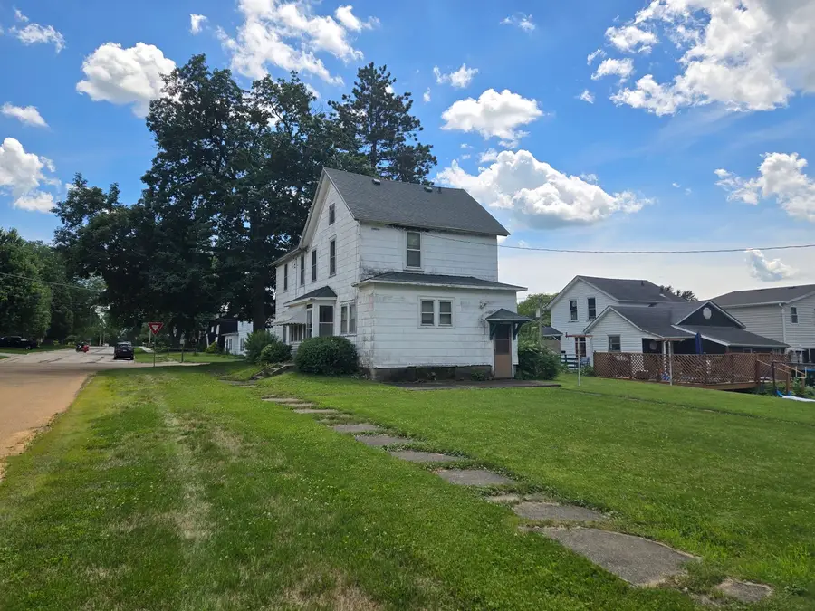402 W Dixon Street, Polo, IL 61064 - #2