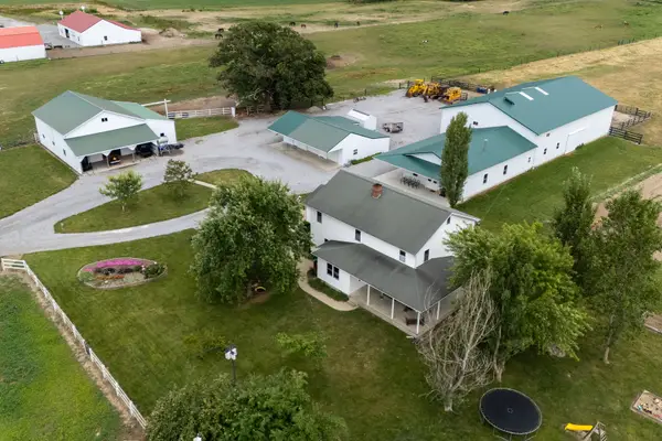 17057 E Saddle Club Road, Belle Rive, IL 62810