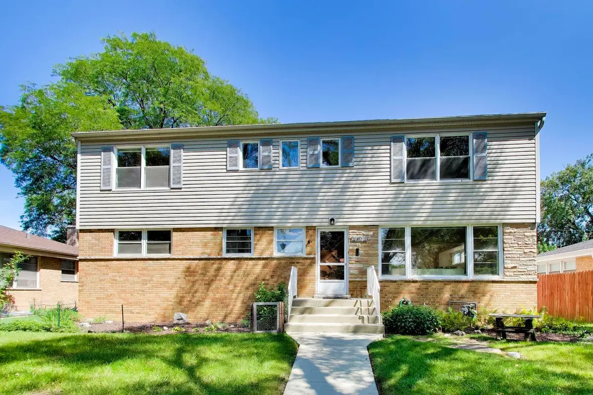 9433 Kildare Avenue, Skokie, IL 60076 - #1