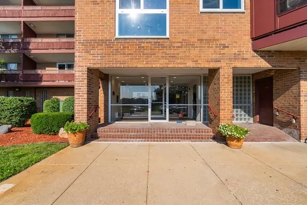 300 Park Avenue #439, Calumet City, IL 60409