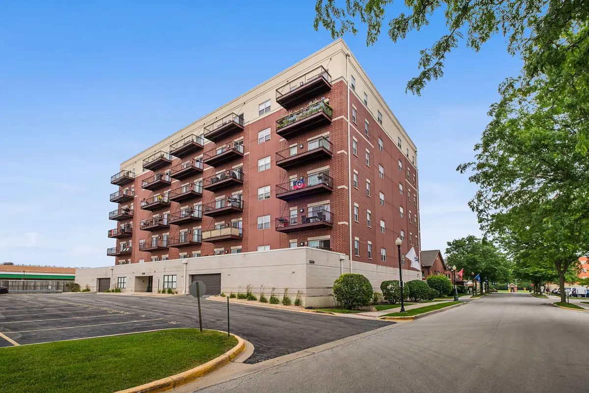 1650 Riverwoods Drive #402, Melrose Park, IL 60160 - #1