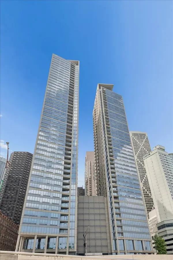 600 N Lake Shore Drive #1305, Chicago, IL 60611