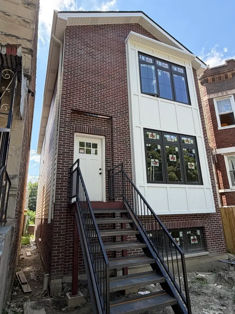 640 N Trumbull Avenue, Chicago, IL 60624 - #1
