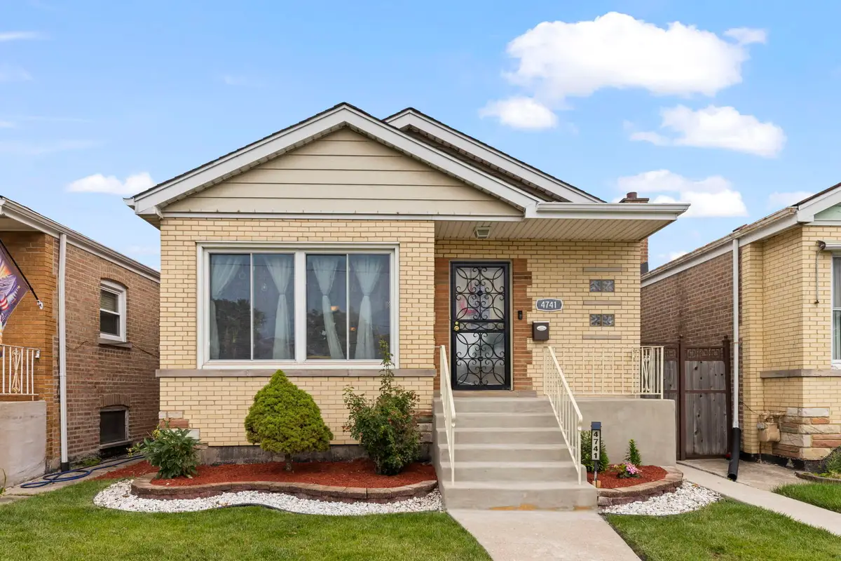 4741 S Lamon Avenue, Chicago, IL 60638 - #1