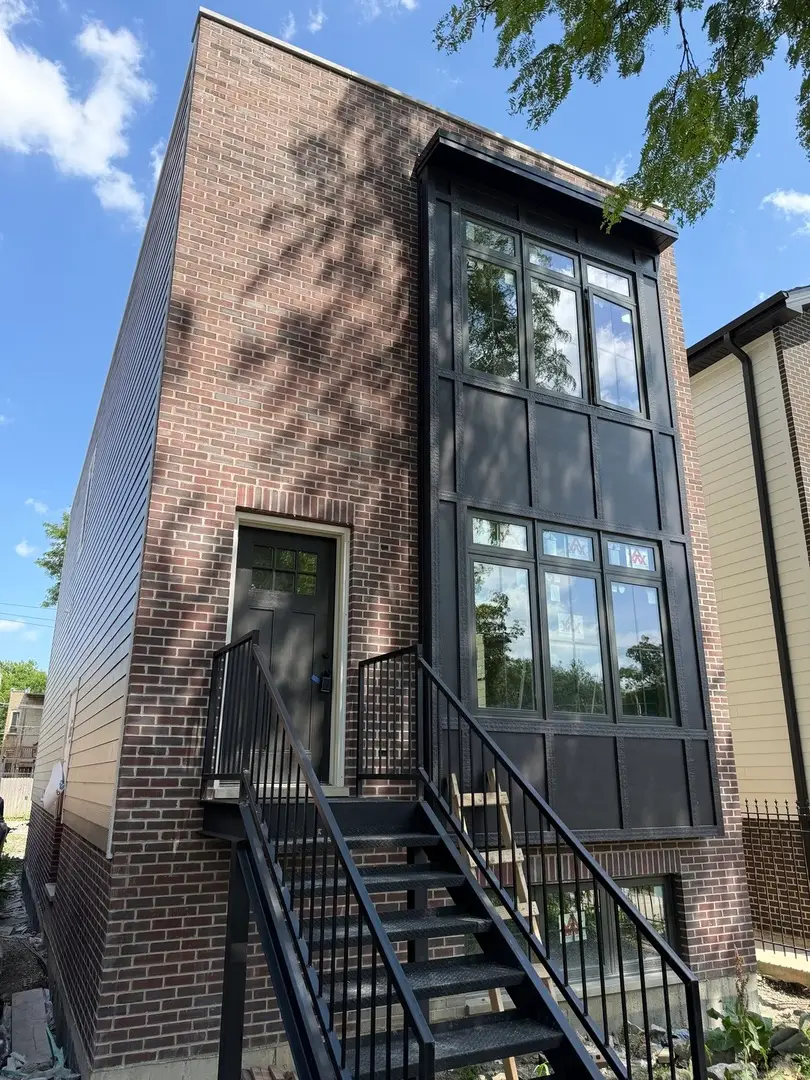 643 N Trumbull Avenue, Chicago, IL 60624 - #3